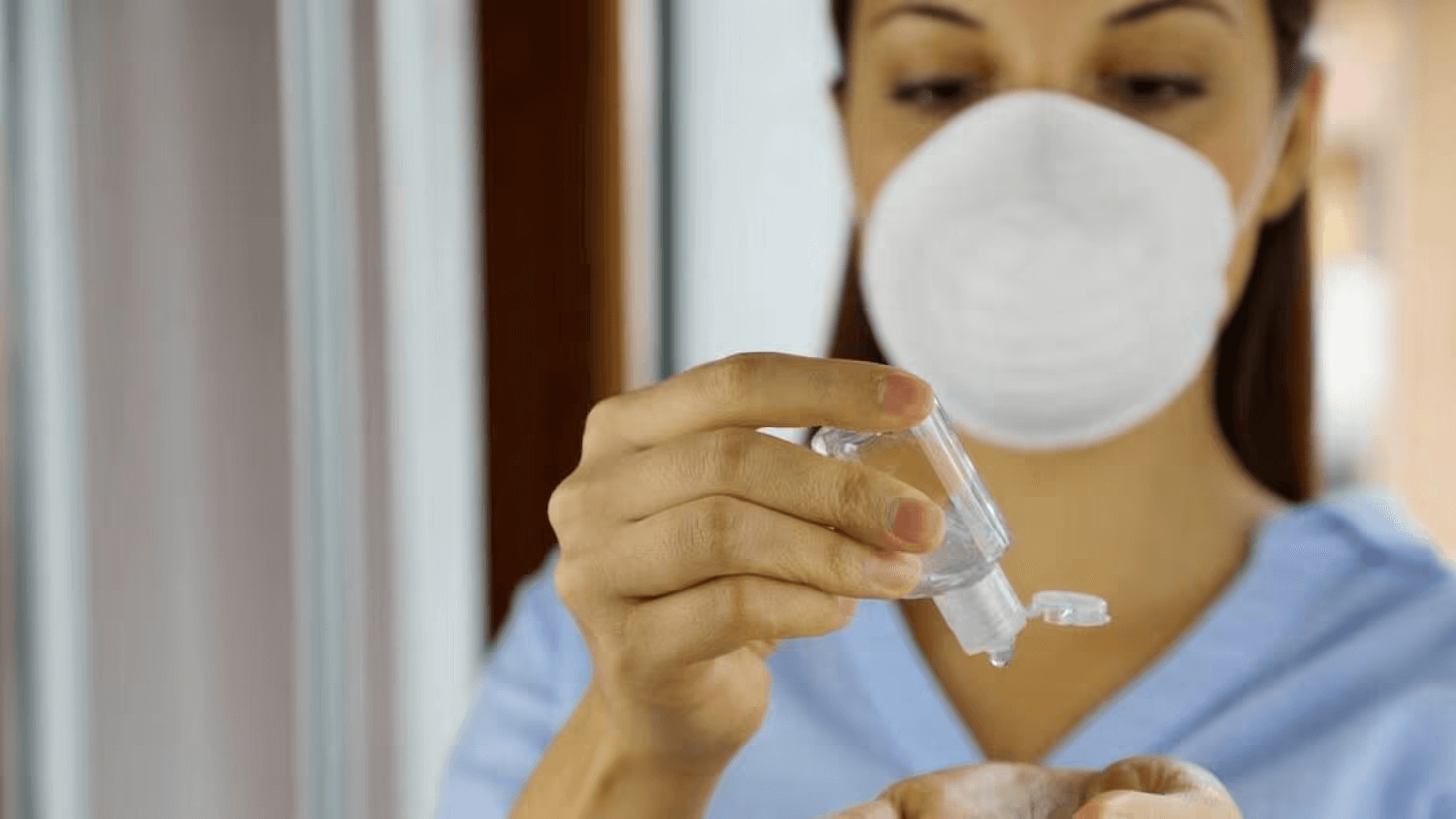 Covid-19 cases below 1,000 after nearly 2 months; doctors explain trends