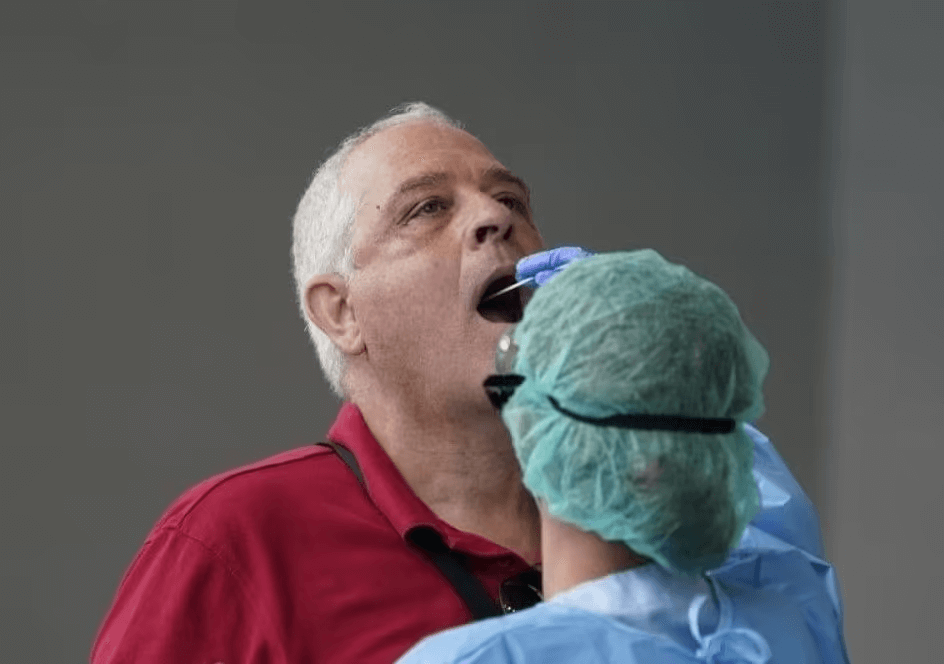 Covid in UAE: Positivity rate to PCR tests conducted remains low despite rising cases