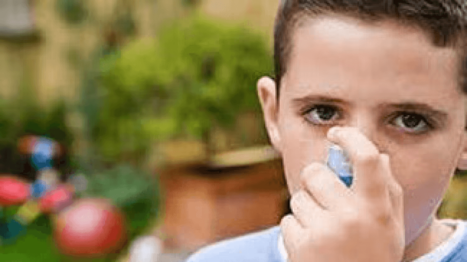 Doctors urge parents to watch out for early signs of asthma in children